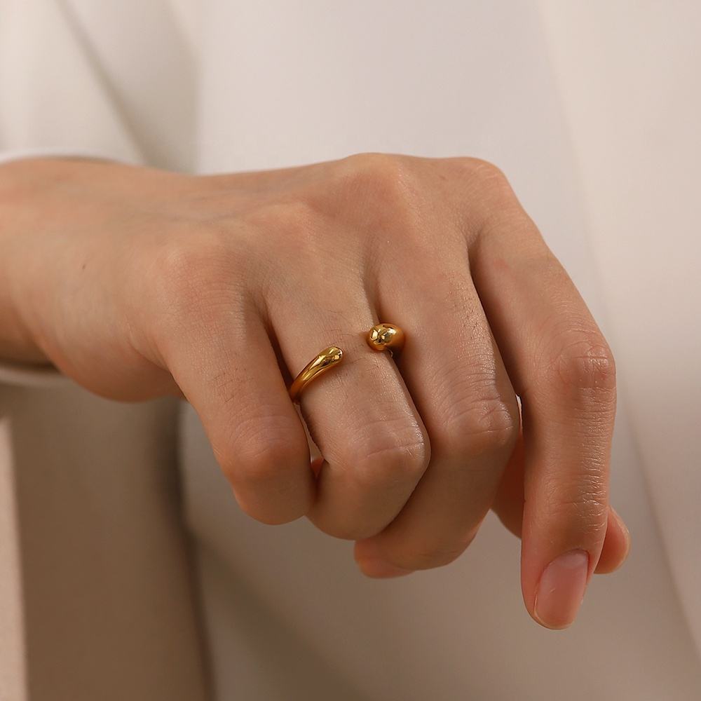 Élia Ring
