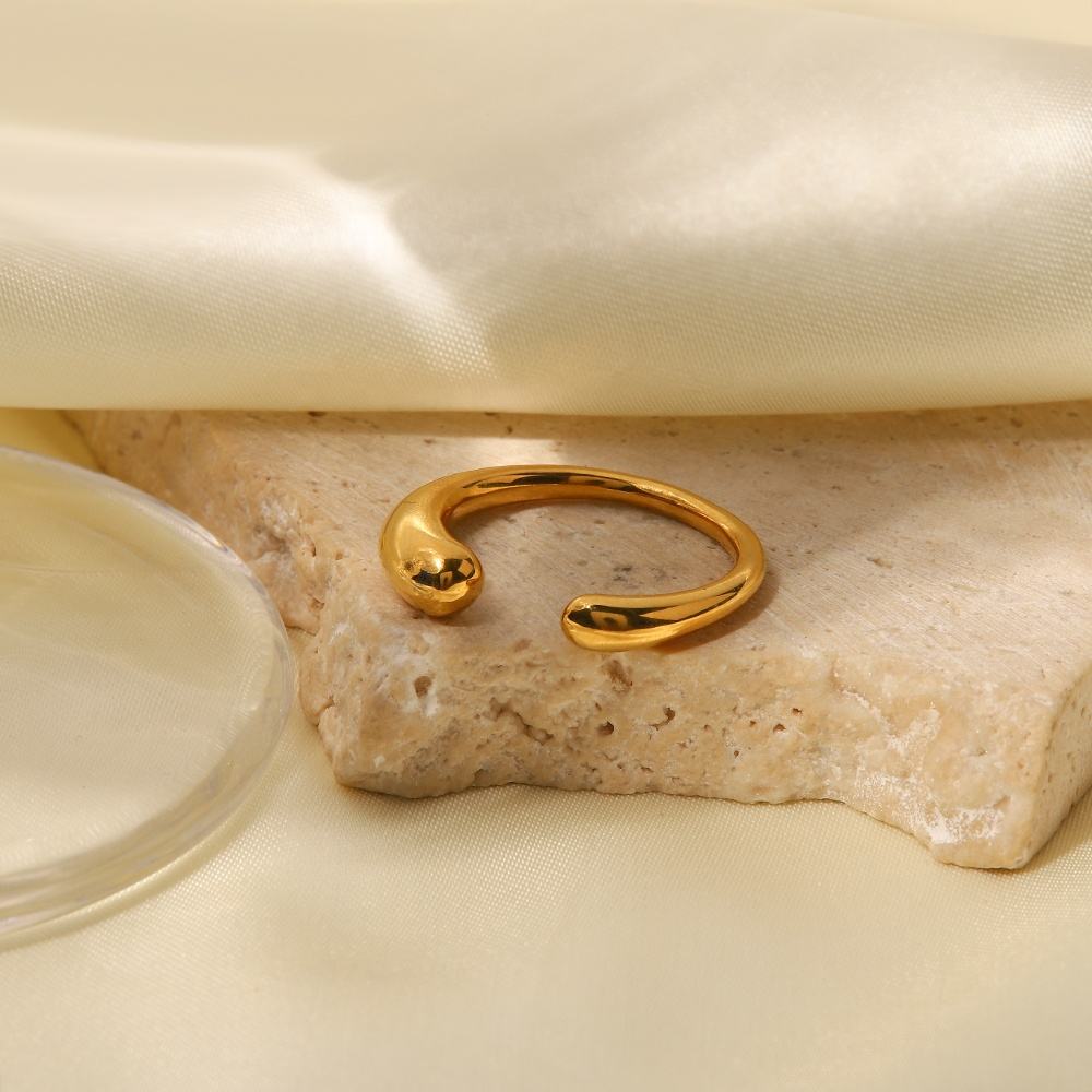 Élia Ring